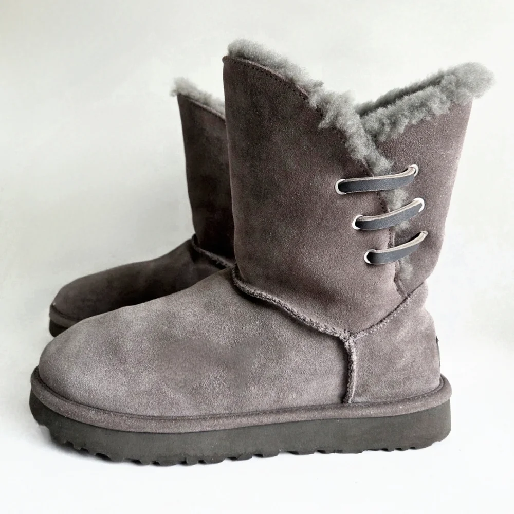 UGG Constantine Low Calf Shearling  & Leather Boots W/ Laced Side, Gray, Size 9